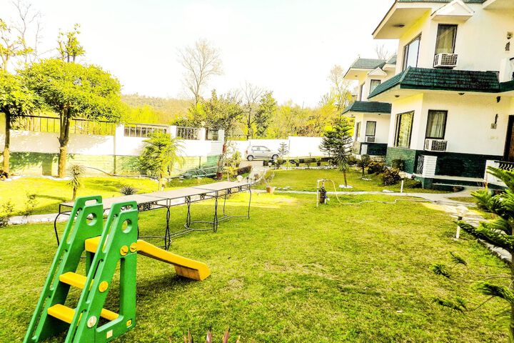 Children's play area - outdoor