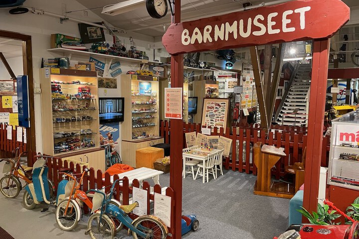 Children's play area - indoor