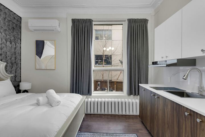 Room 43 of 174