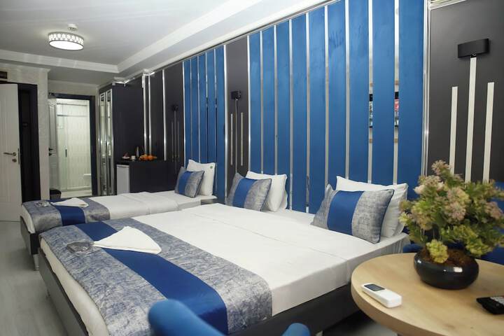 Room 30 of 58