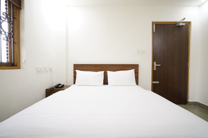 Room 8 of 23