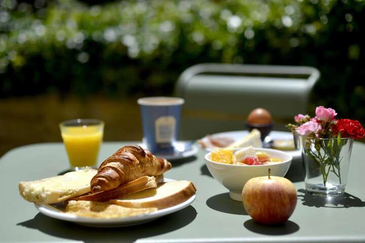 Breakfast/Coffee Service 35 of 61