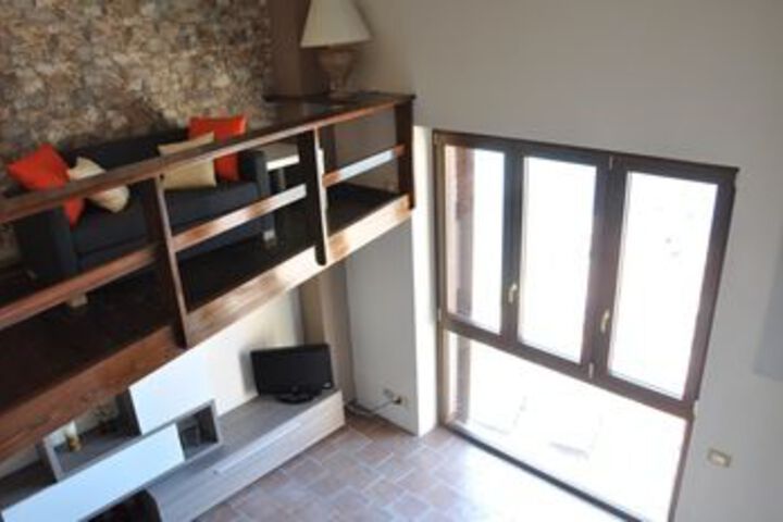 Room 16 of 40