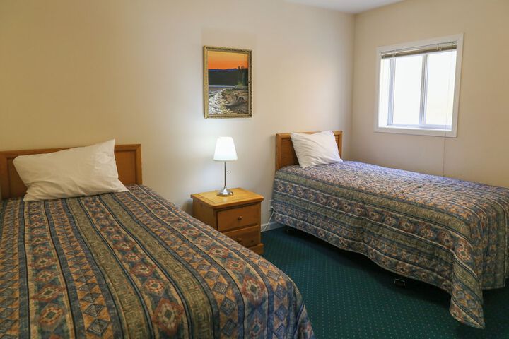 Room 49 of 176