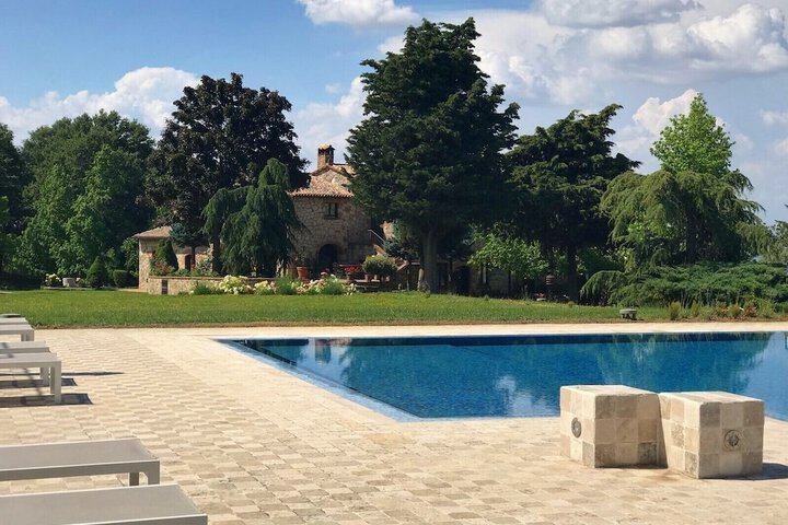 Pool 44 of 65