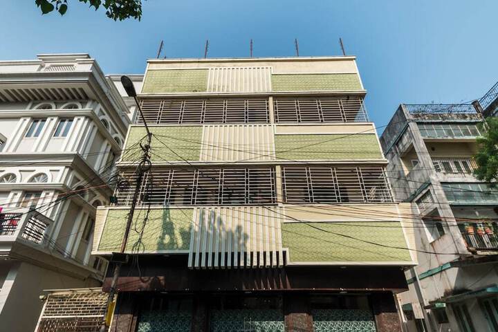 OYO 10921 STAY INN