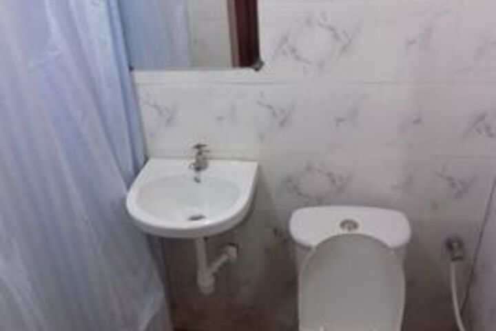 Room 9 of 67