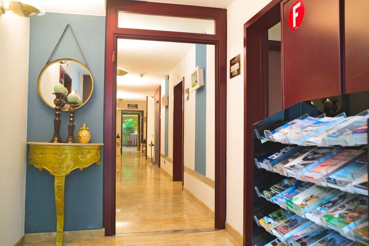 Guest Lobby