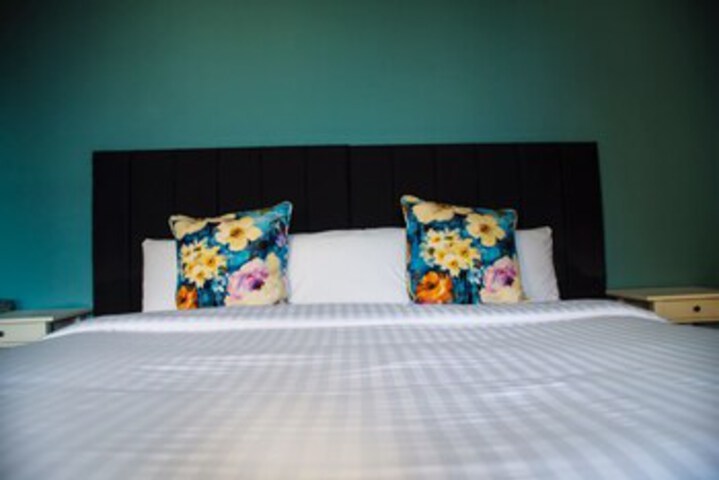 Room 34 of 53