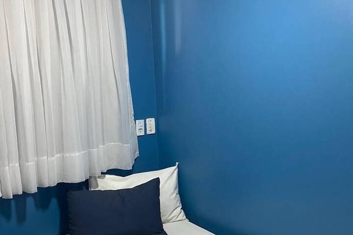 Room 9 of 23