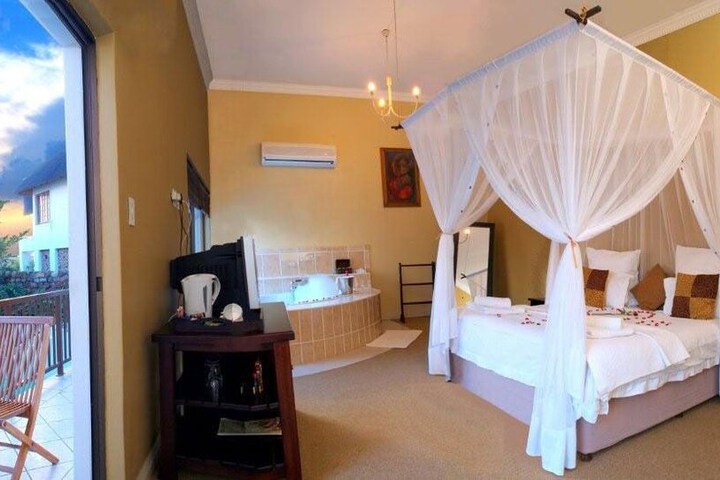 Room 3 of 52