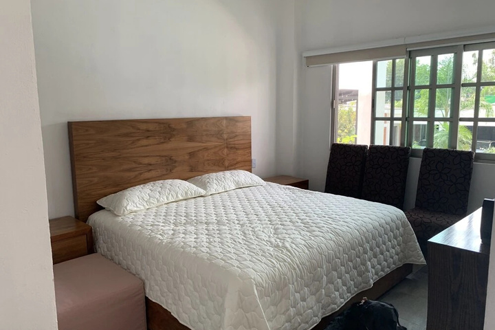 Room 3 of 13