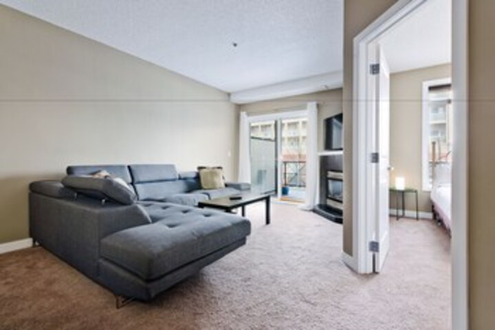 Room 10 of 20