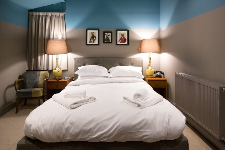 Room 7 of 74