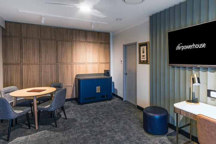 Room 70 of 301