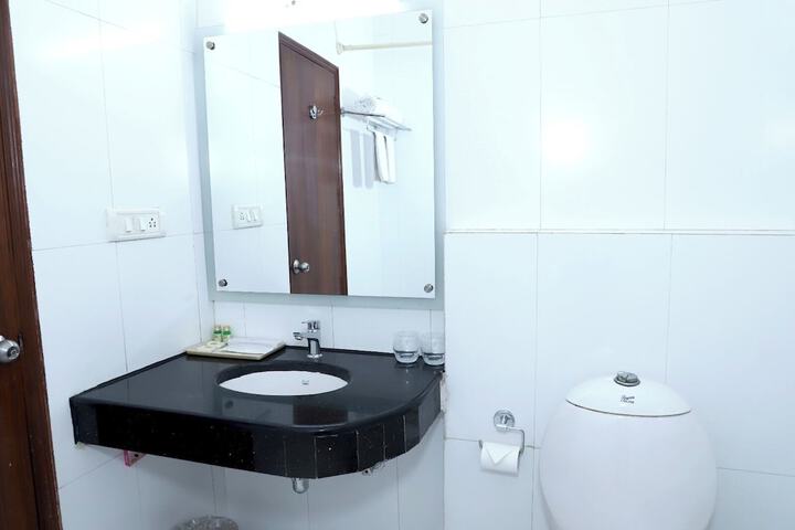 Clean Restrooms