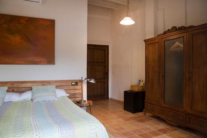 Room 15 of 66