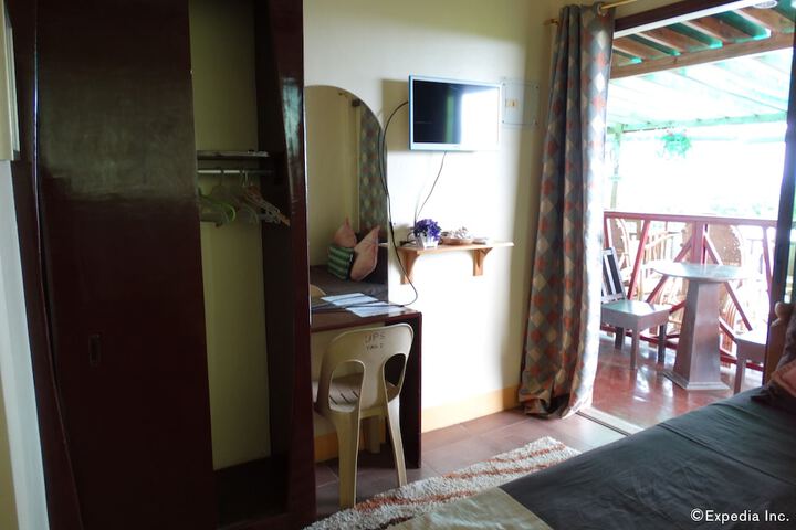 Room 12 of 39