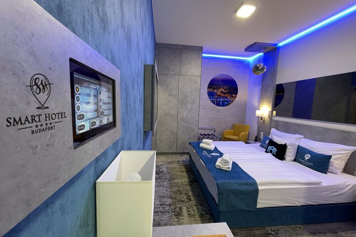 Room 21 of 194