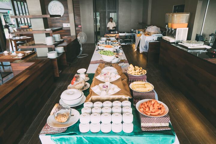 Breakfast/Coffee Service 83 of 94