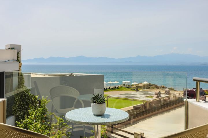Terrace/Patio 131 of 132