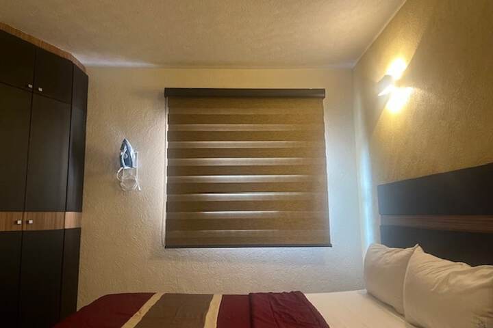 Room 10 of 40