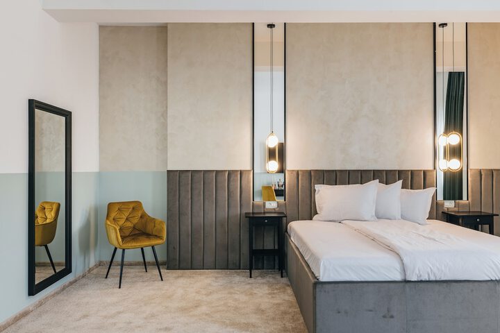 Room 21 of 65