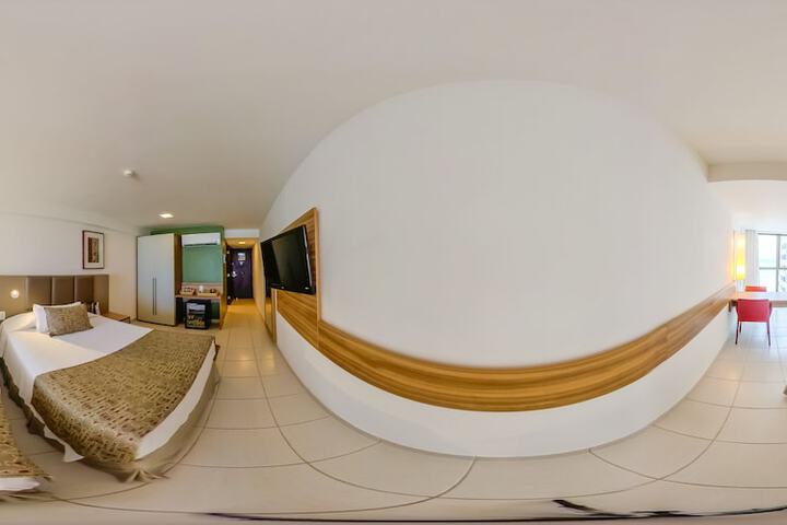 Room 28 of 130