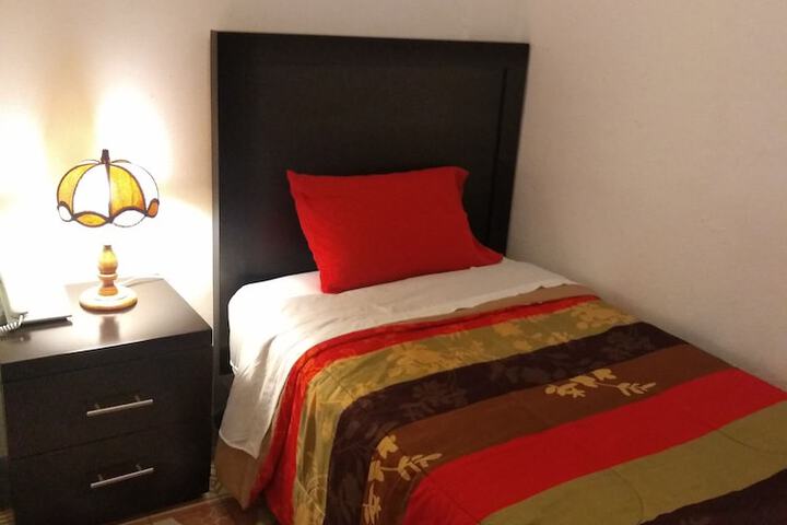 Room 12 of 41
