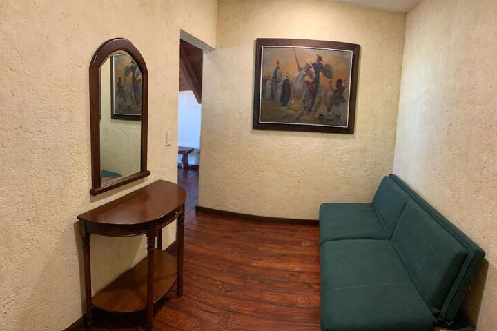 Room 57 of 244