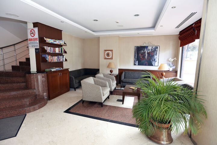 Hotel Lobby