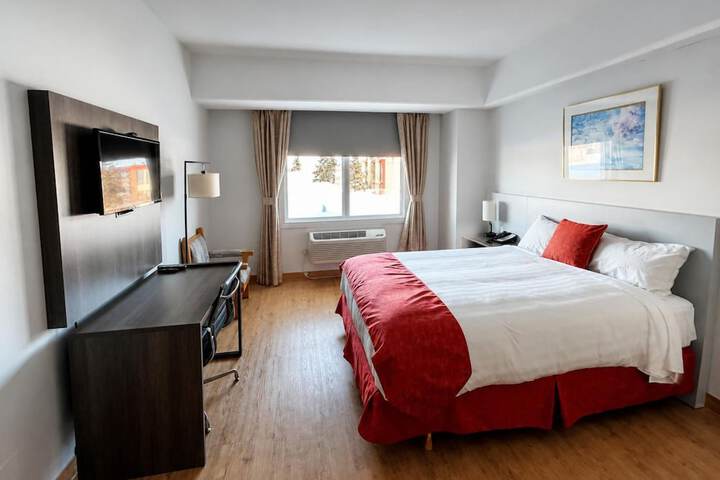 Room 10 of 19