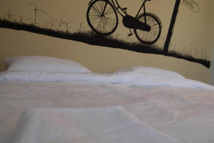Room 30 of 69