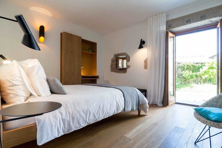 Room 16 of 63