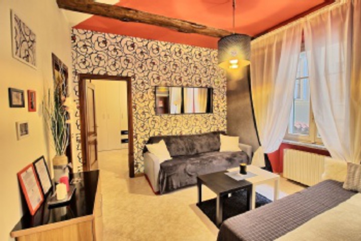 Room 430 of 528