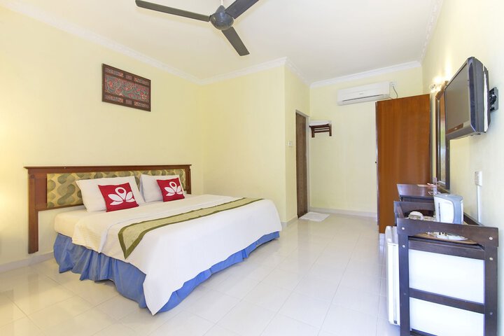 Room 3 of 45