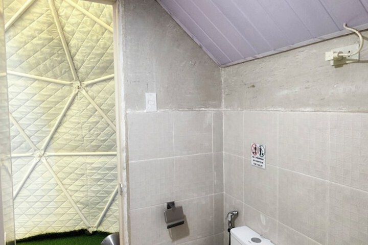 Room 45 of 94