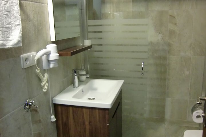 Room 20 of 58