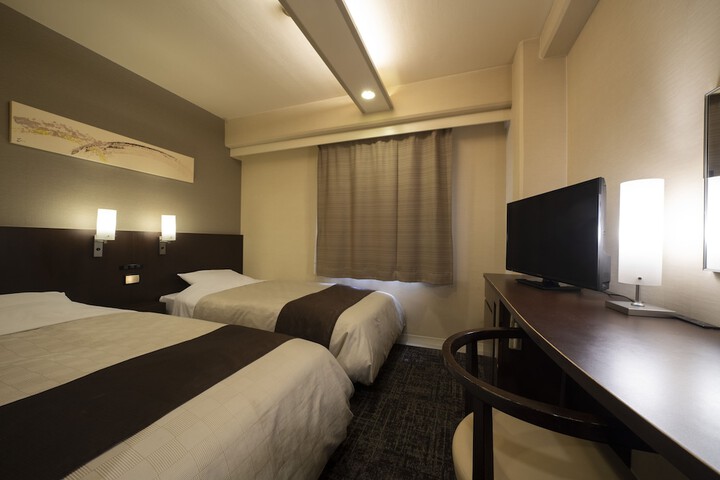 Room 20 of 100