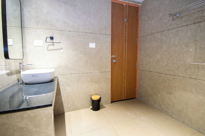 Room 35 of 45