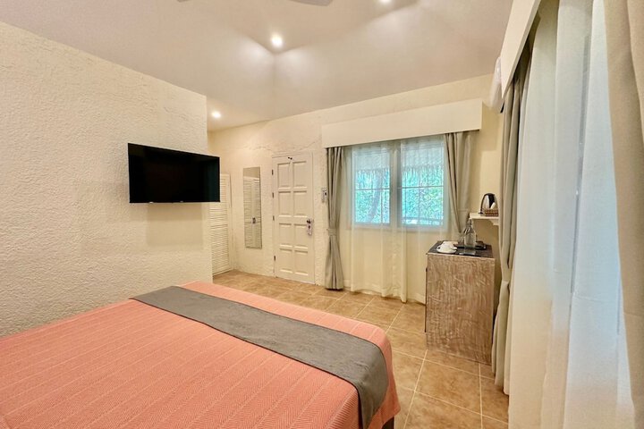 Room 7 of 162