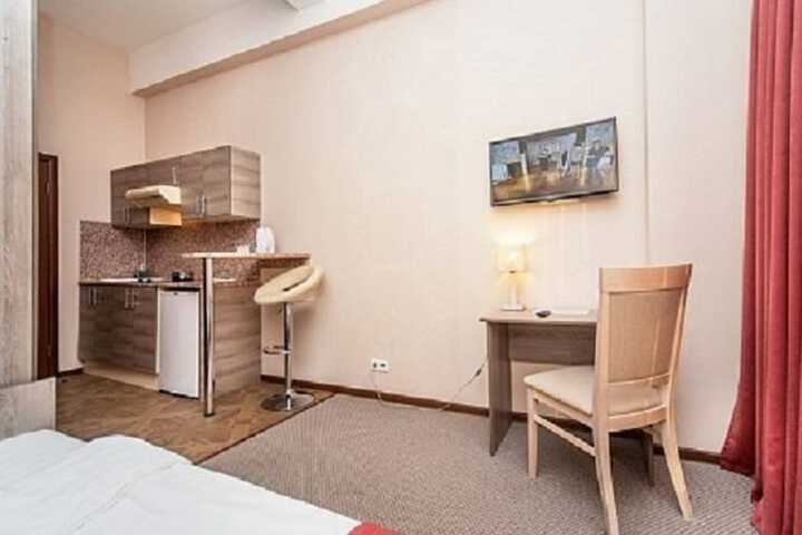 Room 7 of 68