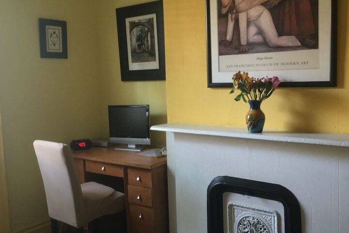 Room 4 of 24