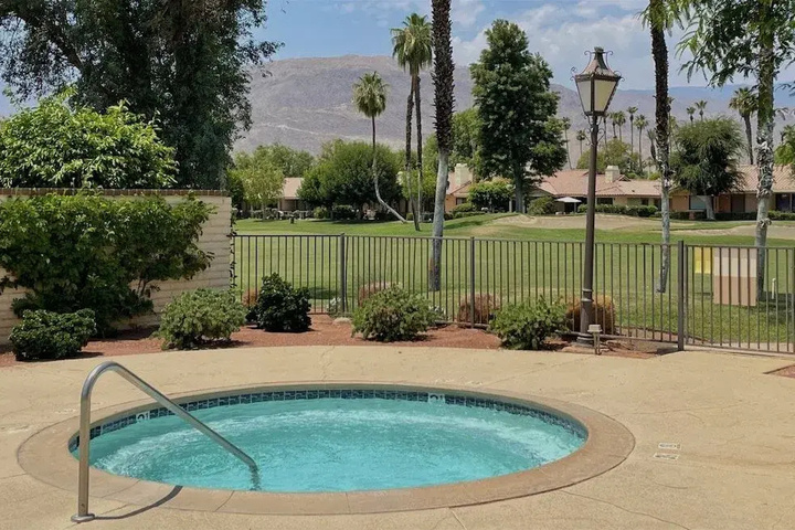 Pool 9 of 22