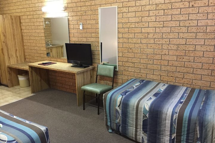 Room 34 of 44