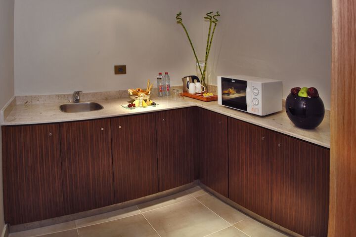 Private kitchenette