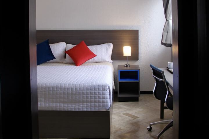 Room 10 of 41