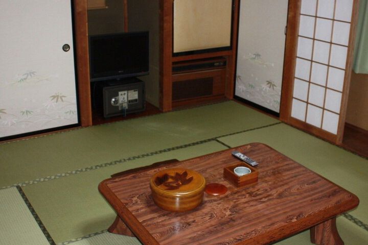Room 16 of 55