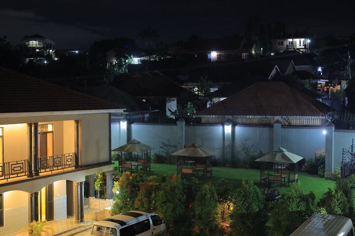 Hotel 76 of 79