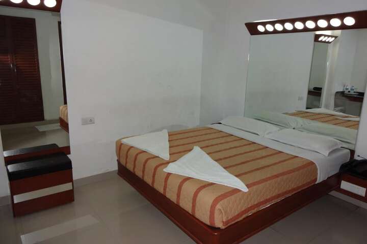 Room 17 of 41